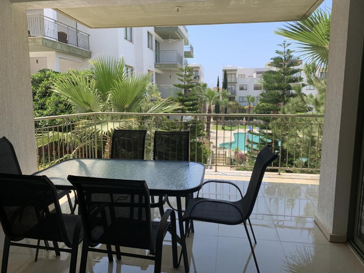Danaos Pool View Apartment Paphos Exterior photo