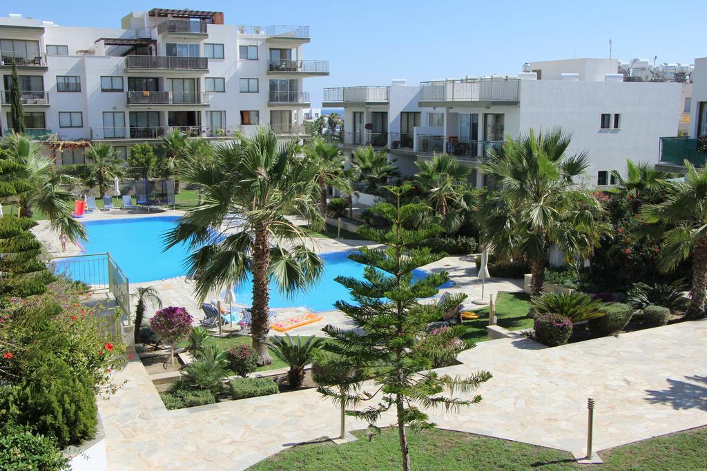 Danaos Pool View Apartment Paphos Exterior photo