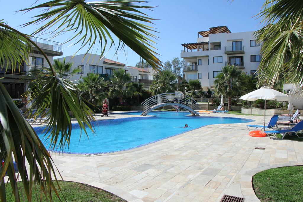 Danaos Pool View Apartment Paphos Exterior photo